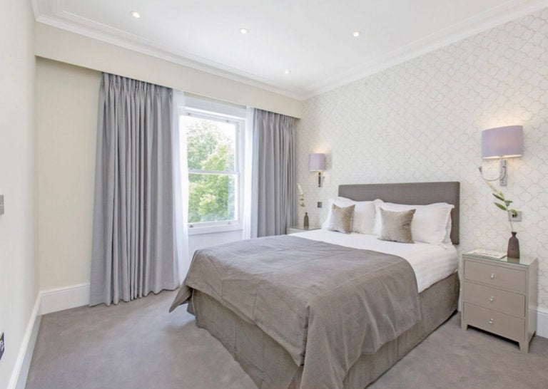 Flat Chesham Place in City of Westminster