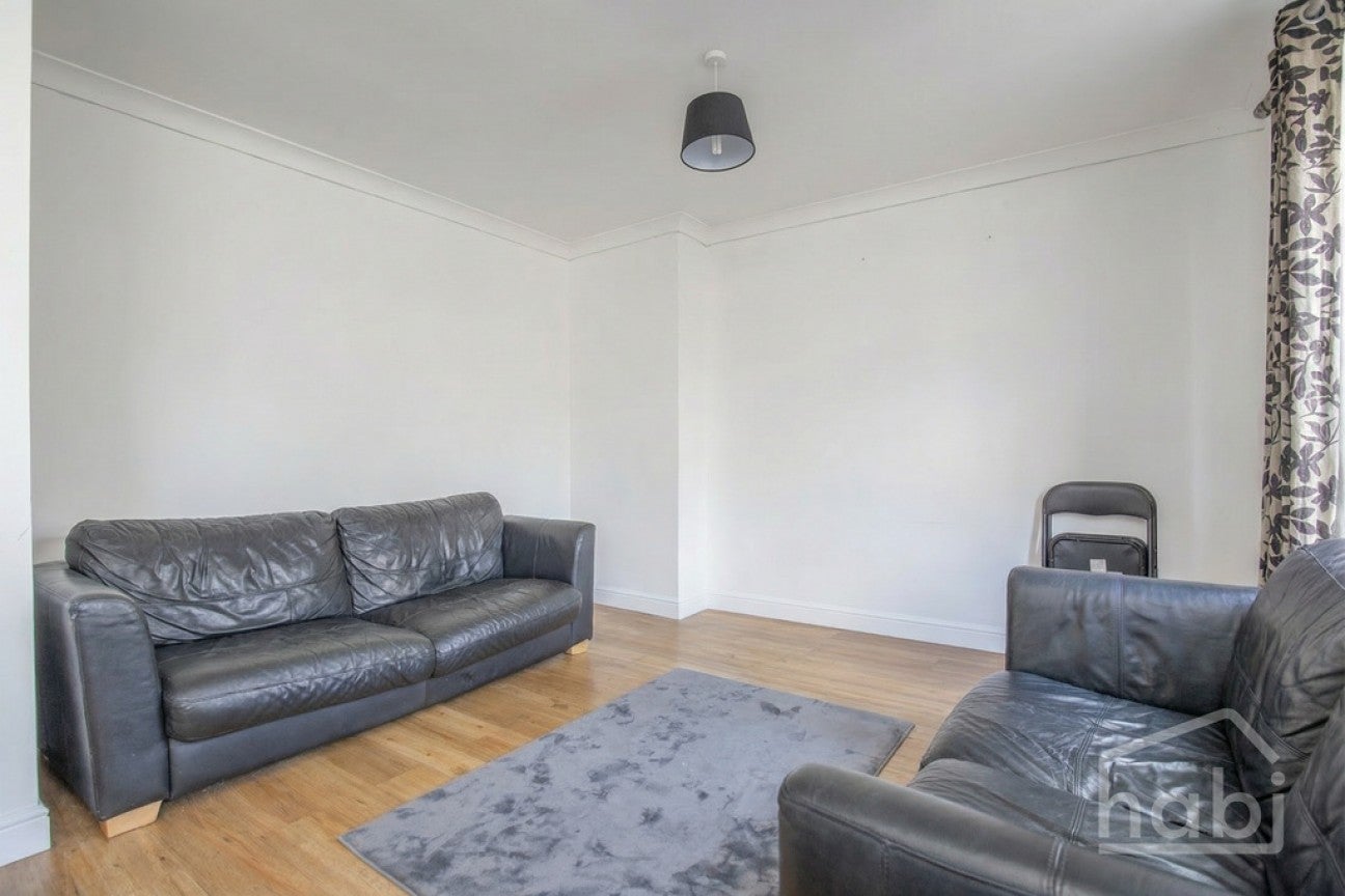 Room Winchcomb Road in Norwich