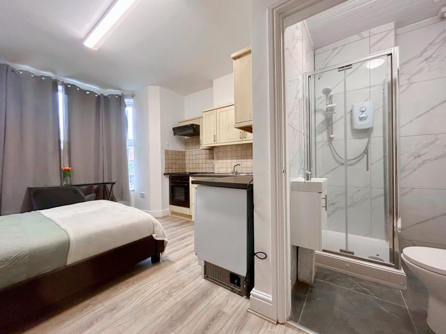 Flat Uttoxeter New Road in Derby