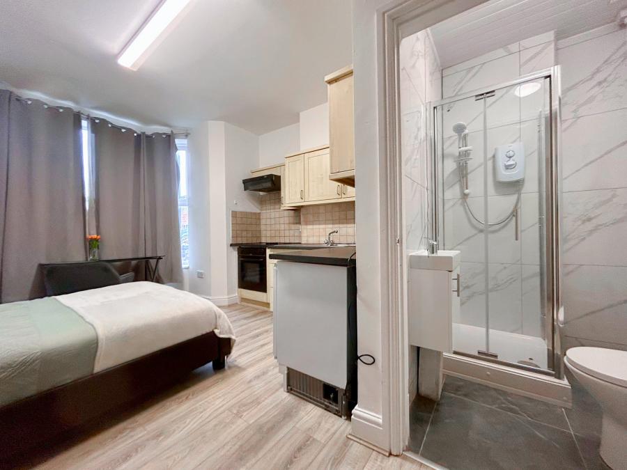 Flat Uttoxeter New Road in Derby