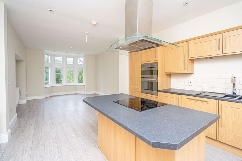 Flat Tettenhall Road in Wolverhampton