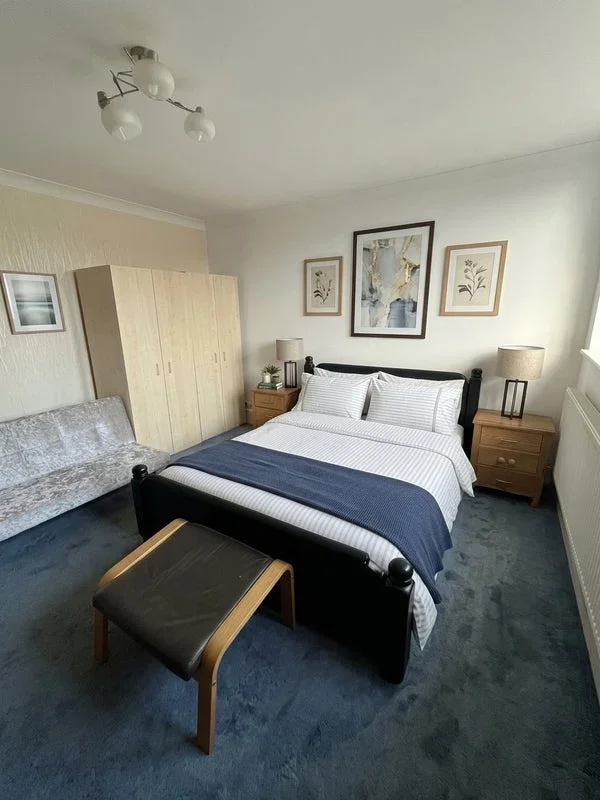 Room Wayford Street in Greater London