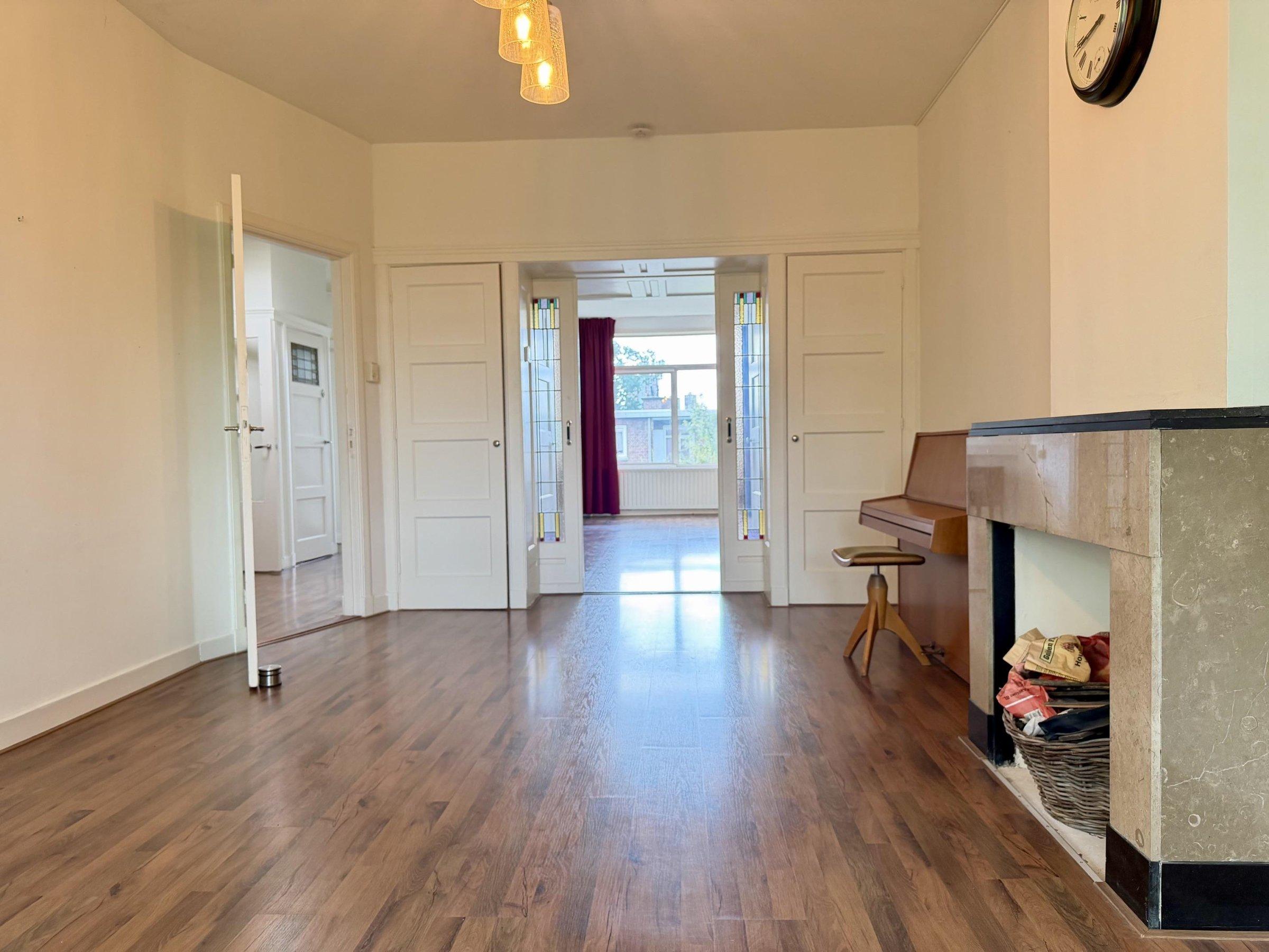 Appartement Carel Reinierszkade 3