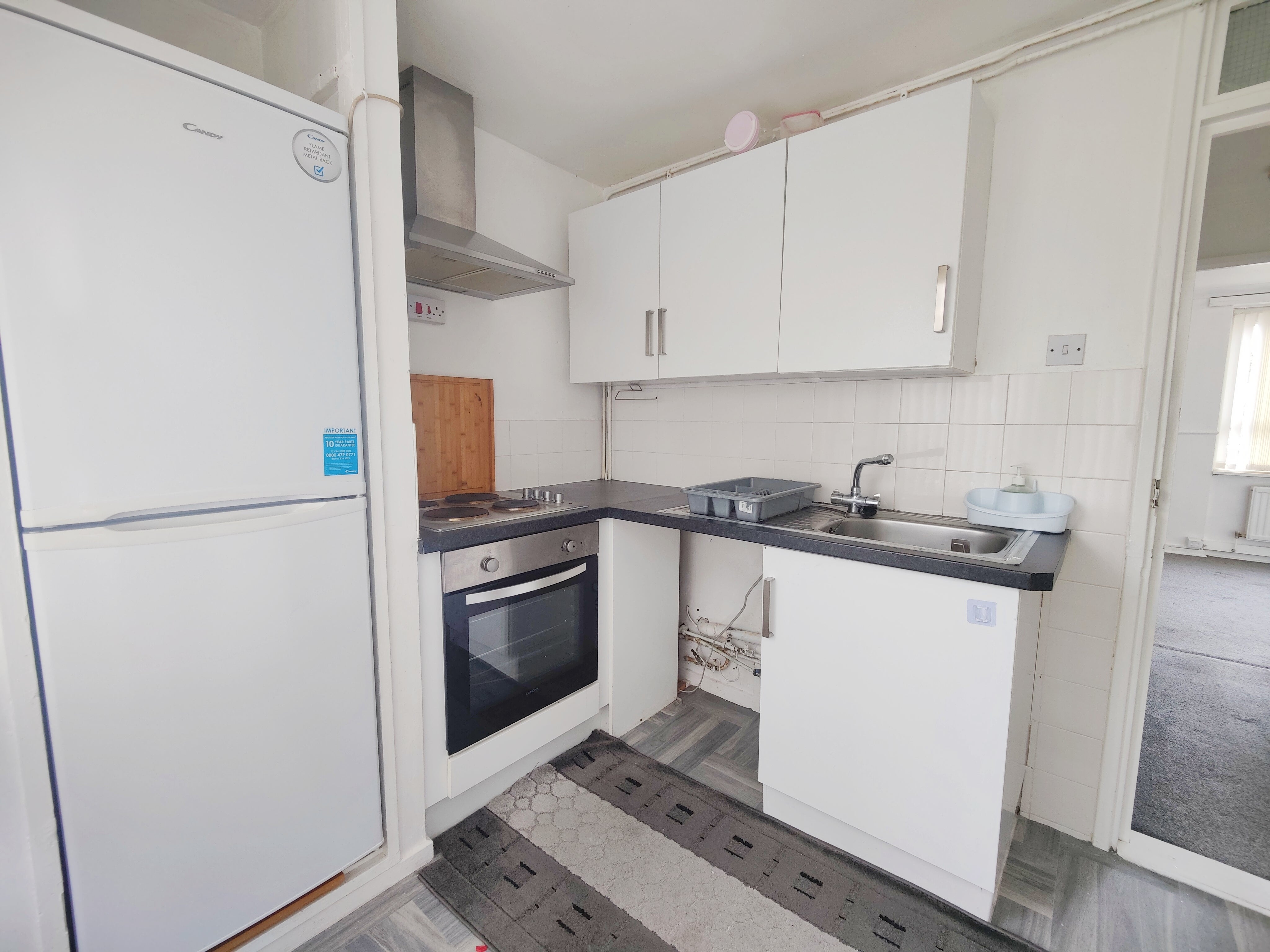 Flat Meadow Avenue in Sandwell