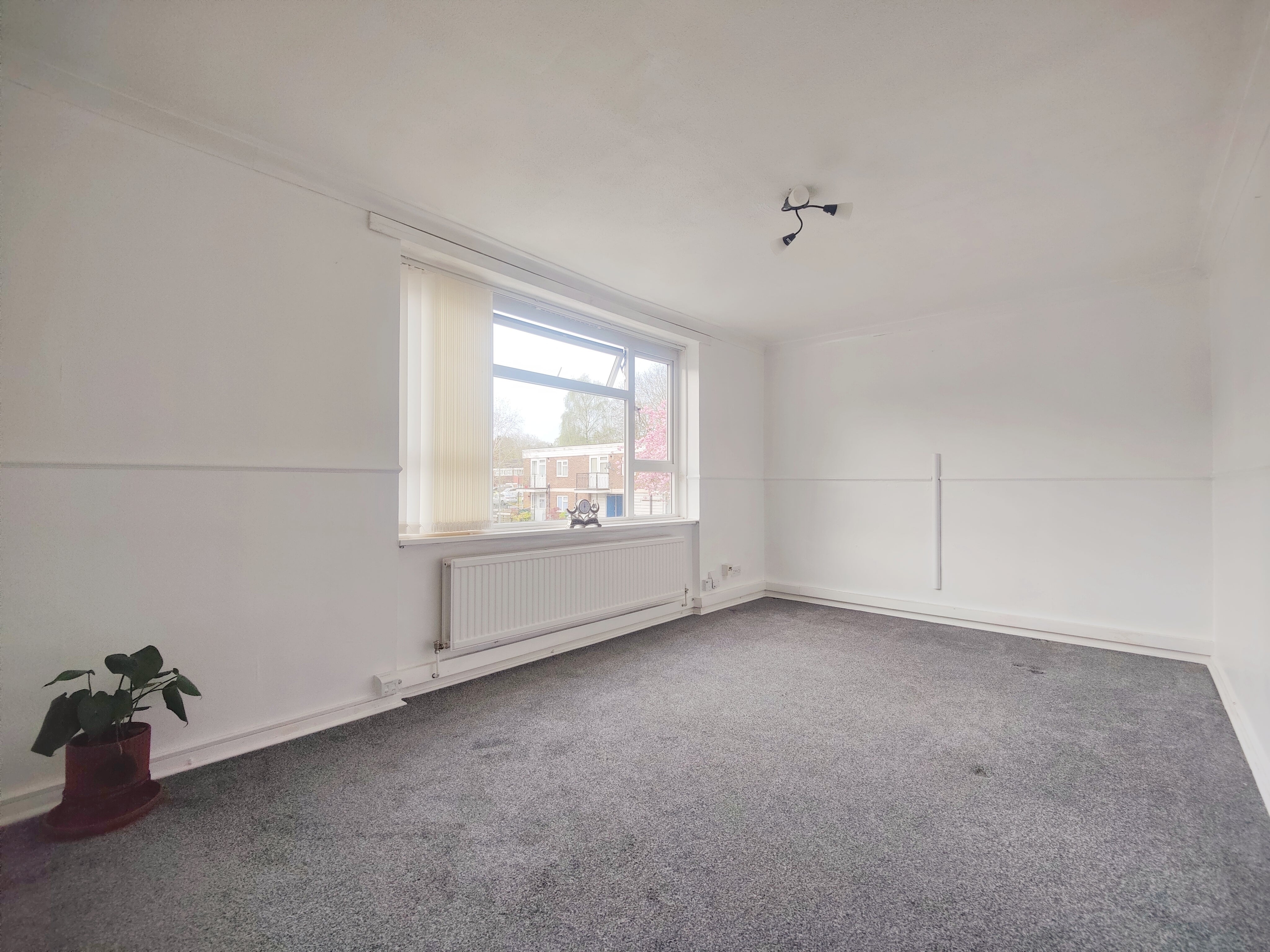 Flat Meadow Avenue in Sandwell