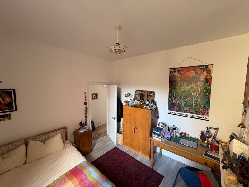 Room La Rose Lane in Greater London