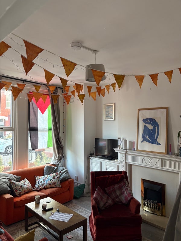 Room La Rose Lane in Greater London