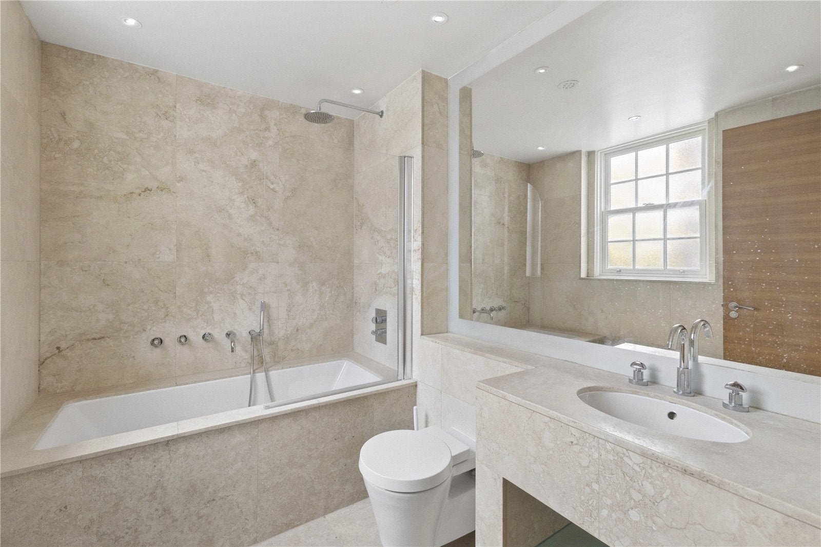 Flat Ebury Street in City of Westminster