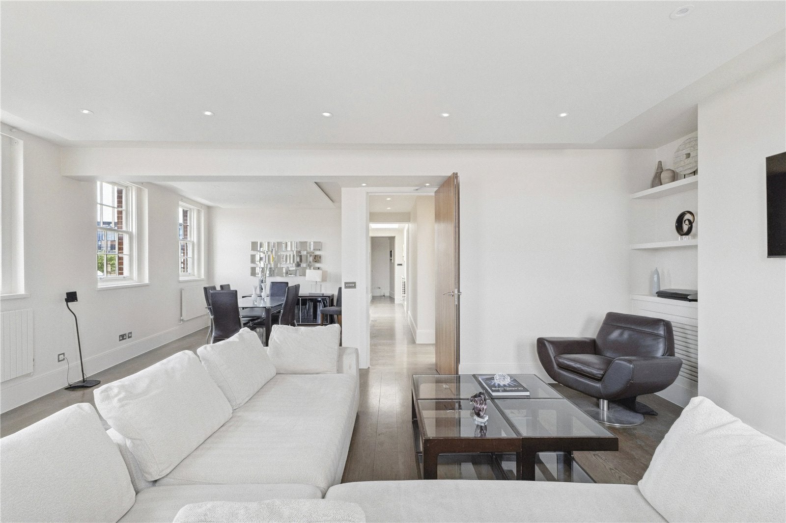 Flat Ebury Street in City of Westminster