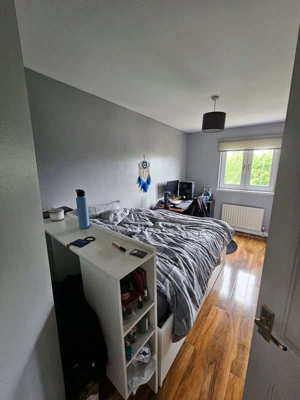 Room Auldhouse Court in Glasgow