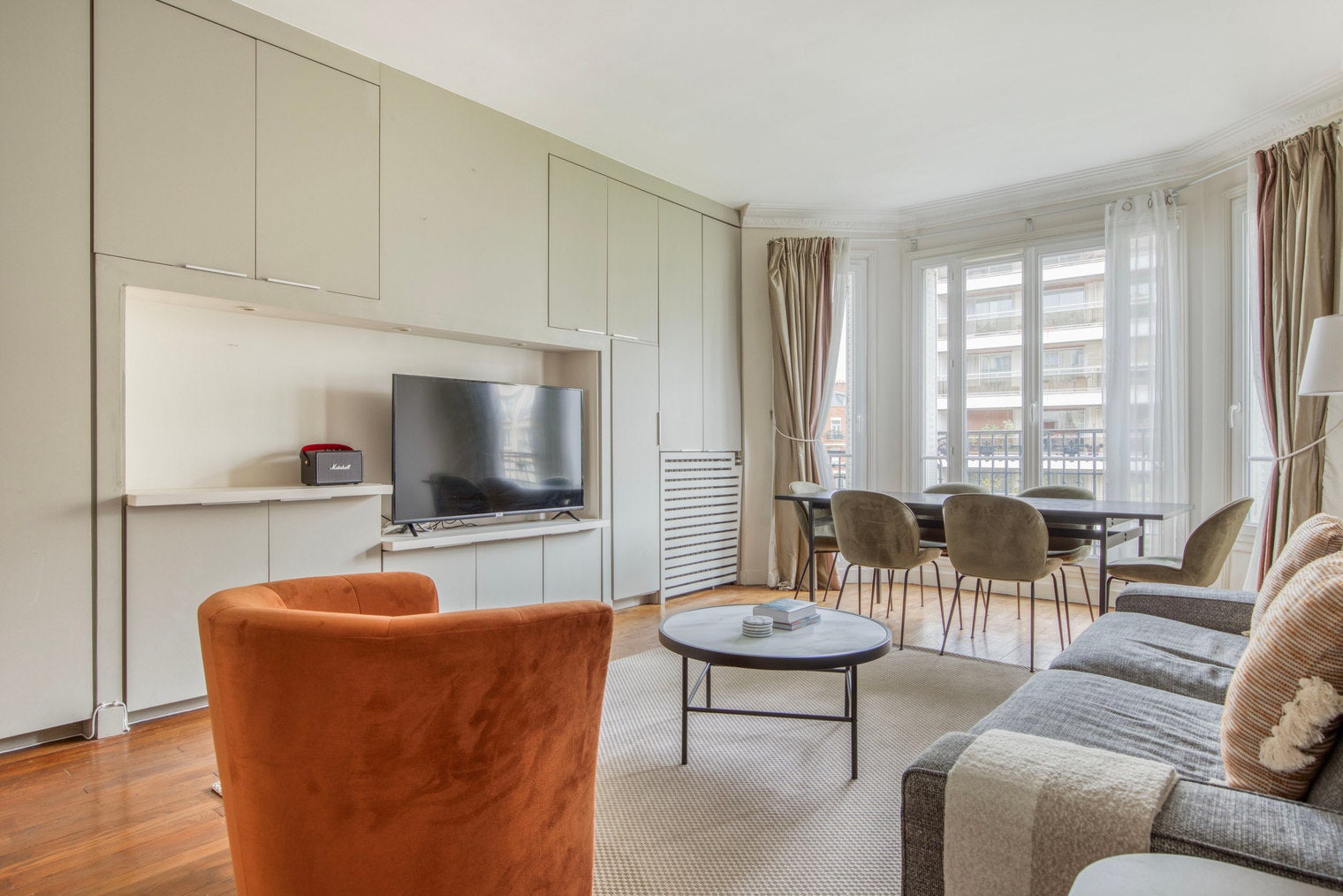Appartement Avenue de Versailles à Paris