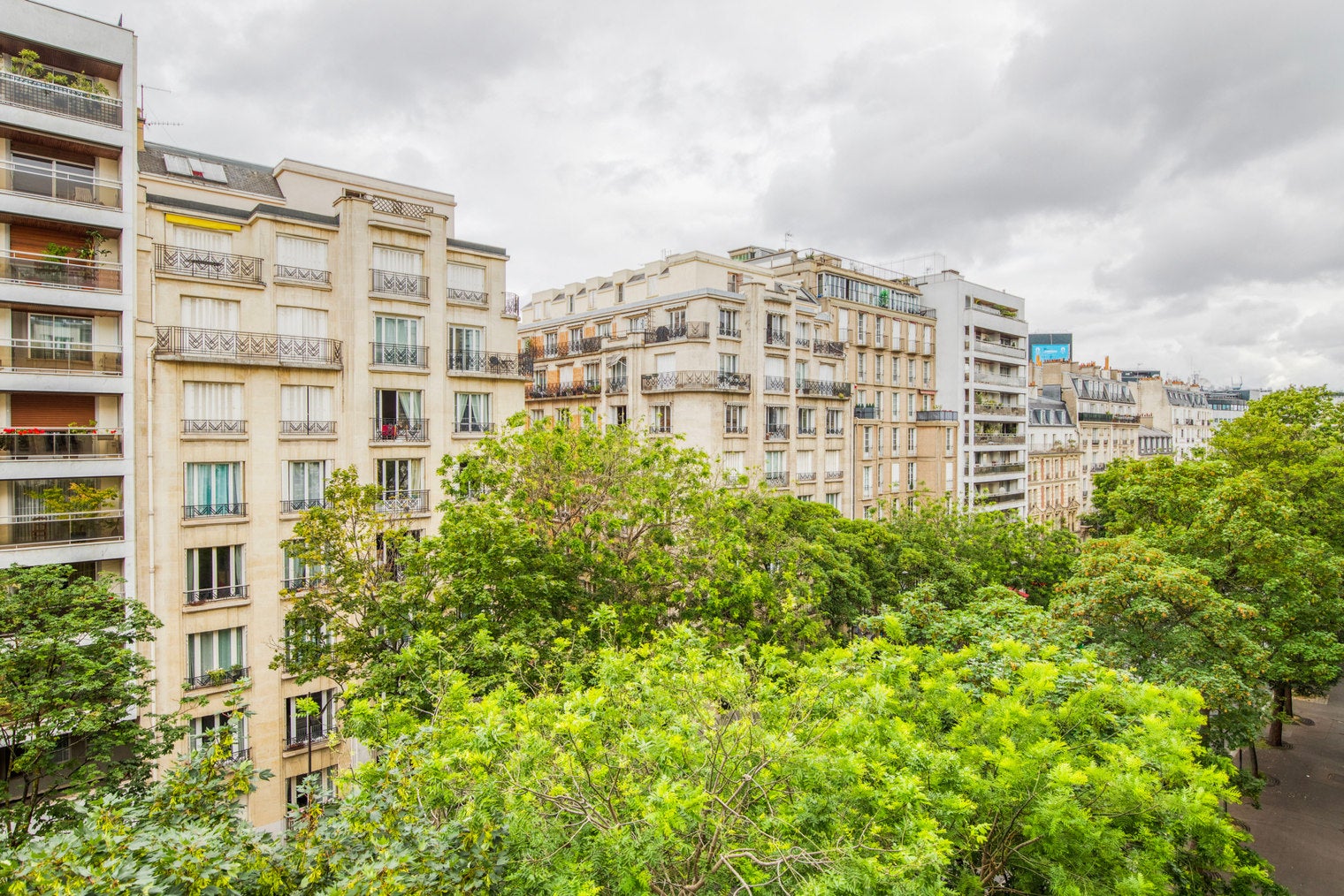 Appartement Avenue de Versailles à Paris