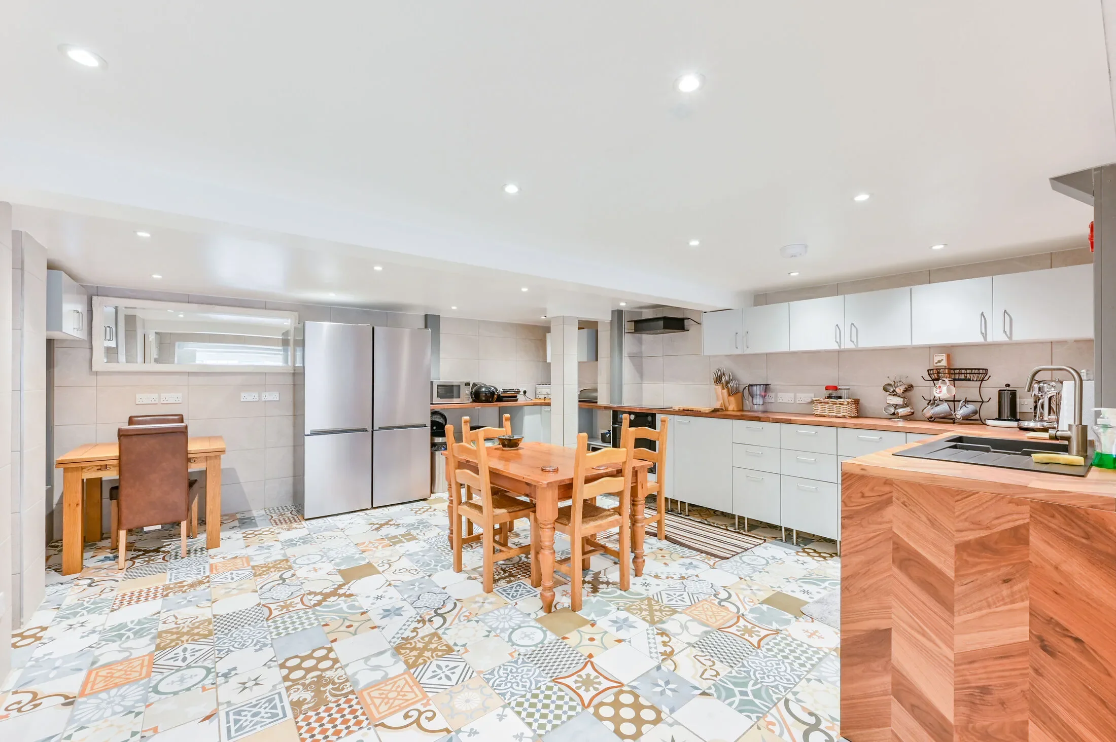 Flat Offord Road in Greater London