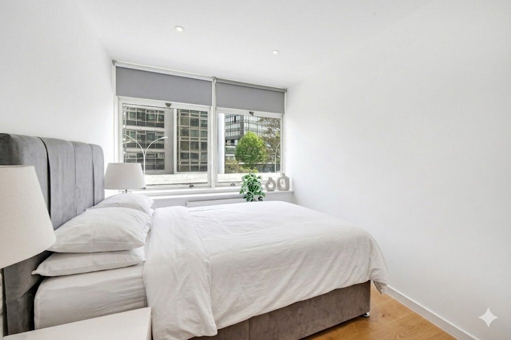 Flat John Islip Street in City of Westminster