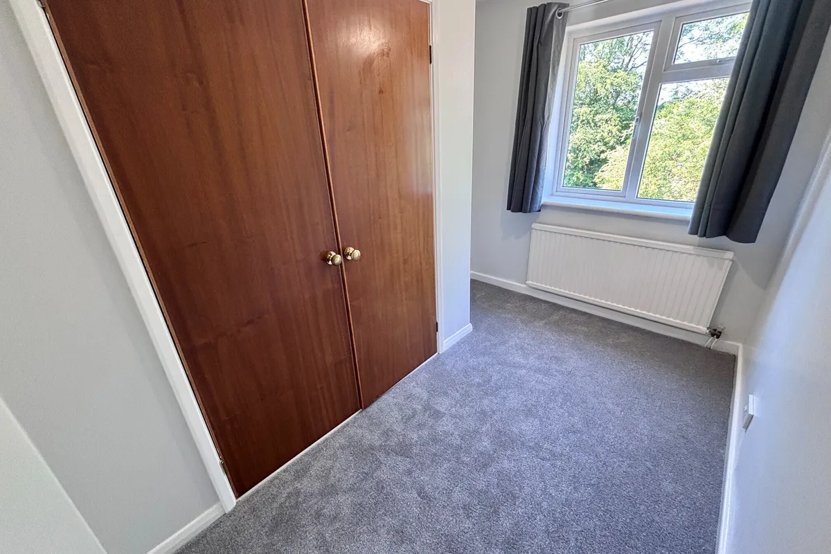 Flat Gullane Drive in Hull