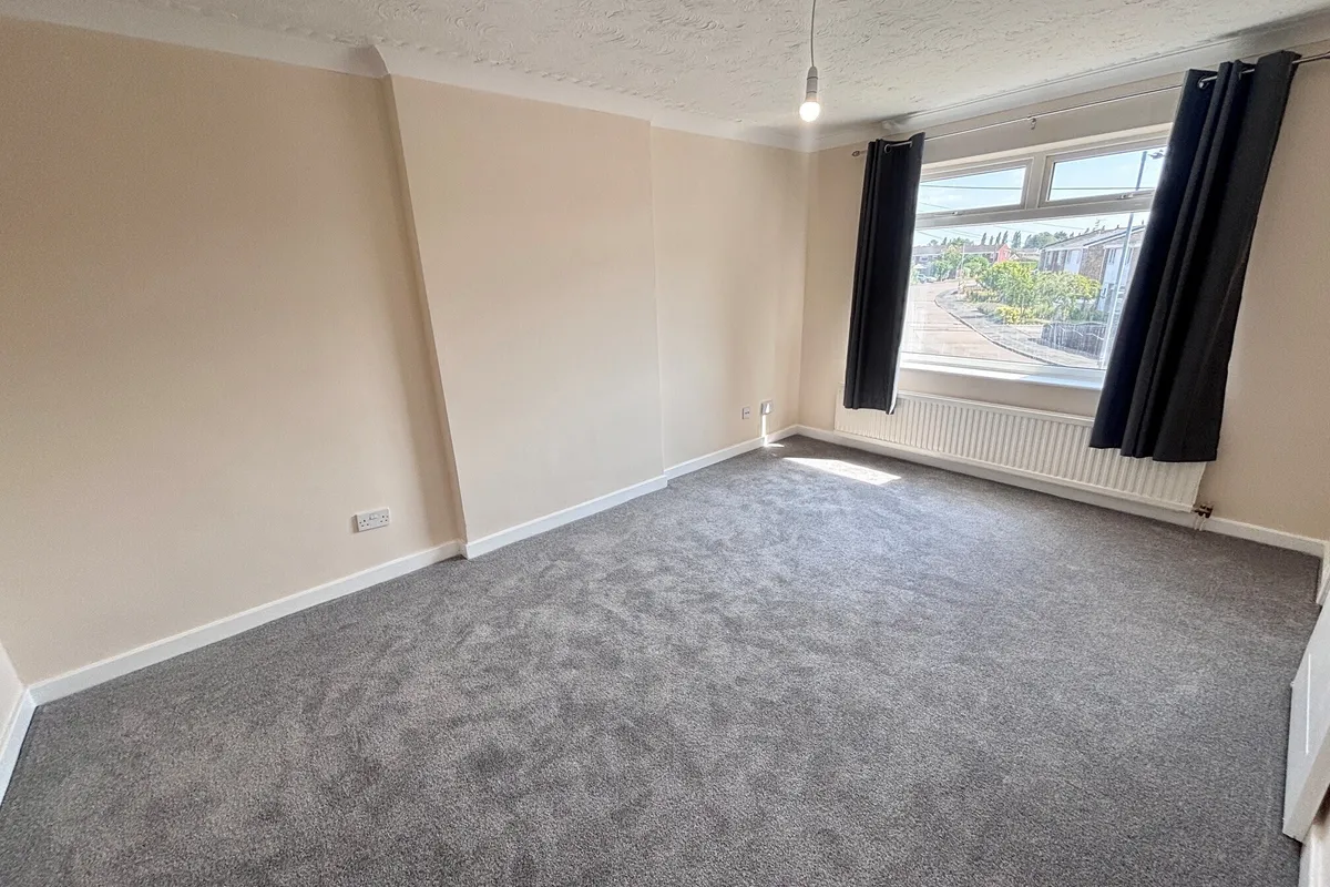 Flat Gullane Drive in Hull