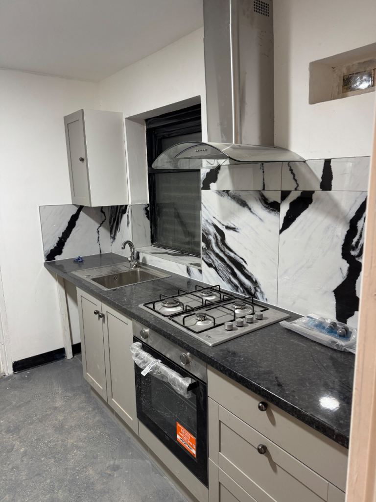 Flat Stanningley Road in Leeds