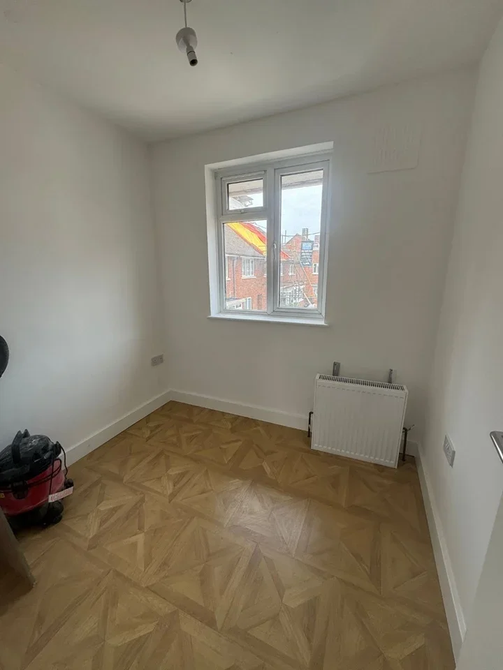 Flat Jonson Close in Greater London