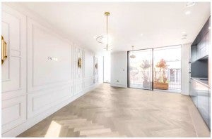 Flat Edith Row in Greater London