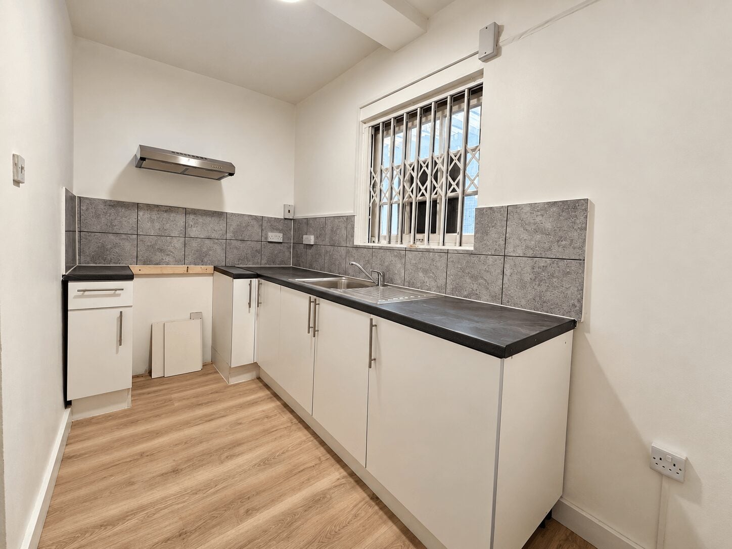 Room Hughenden Road in High Wycombe