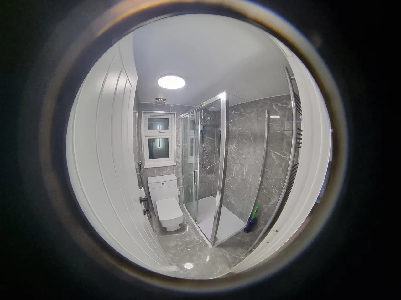 Room Retford Close in Greater London