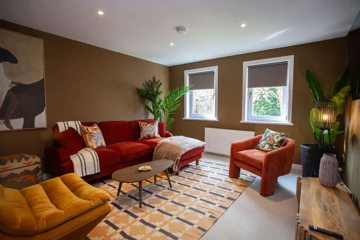 Flat Merryland Place in Glasgow