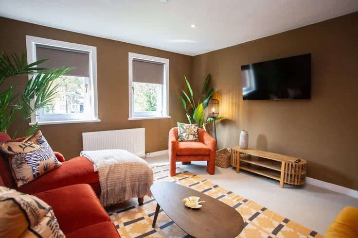 Flat Merryland Place in Glasgow