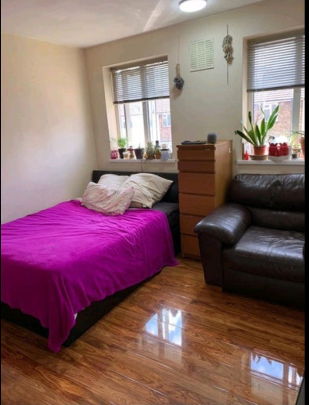 Room Murray Square in Greater London