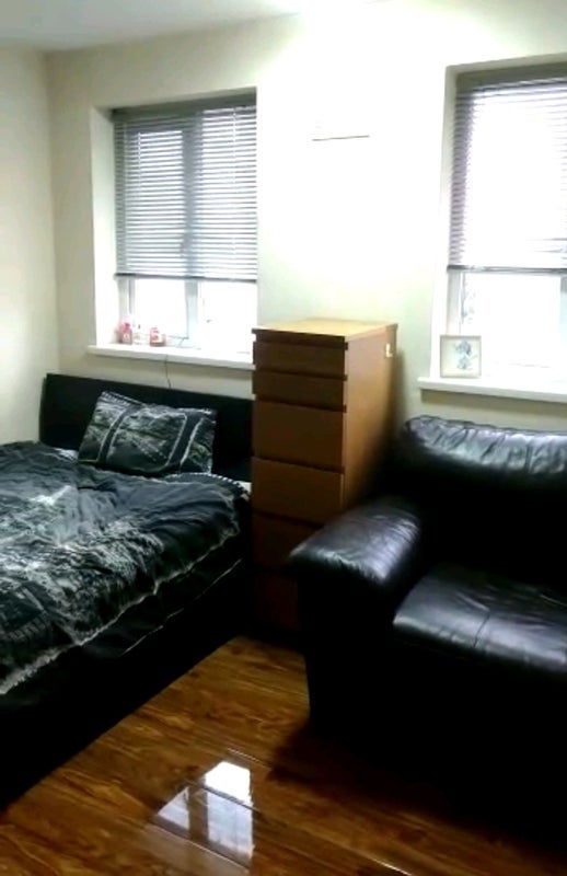 Room Murray Square in Greater London