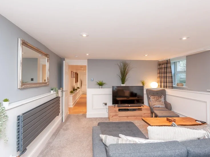 Flat Kingsway Court in Leeds