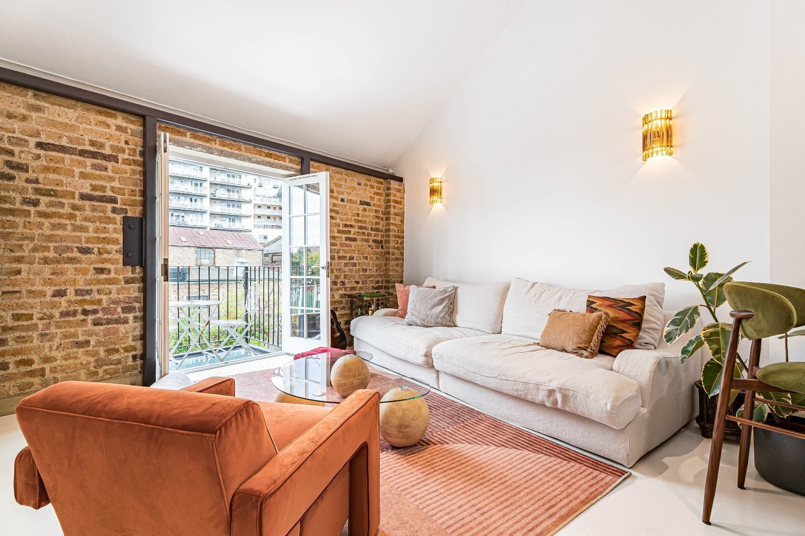 Flat Branch Place in Greater London