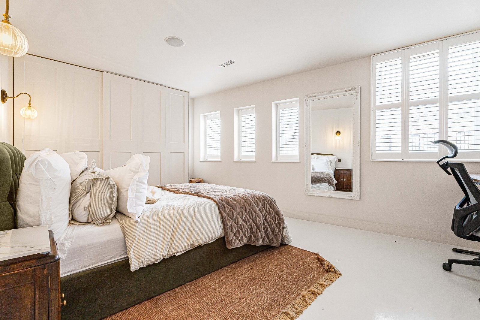 Flat Branch Place in Greater London