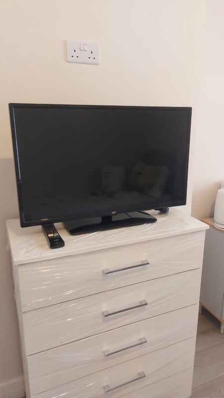 Room Chobham Road in Greater London
