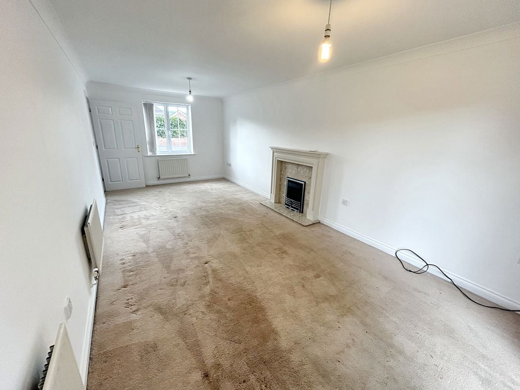 House Broadmeadows Close in Blaydon