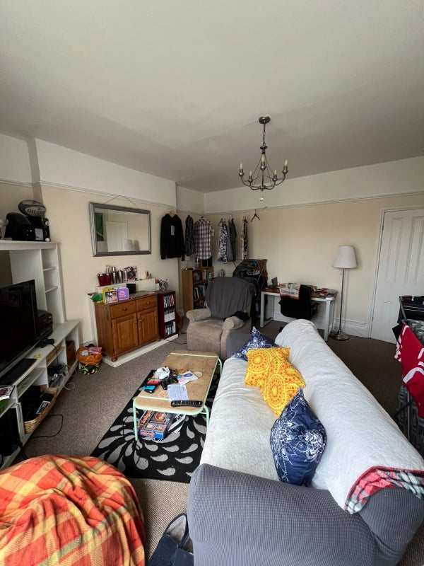 Room Beaufort Road in Bristol
