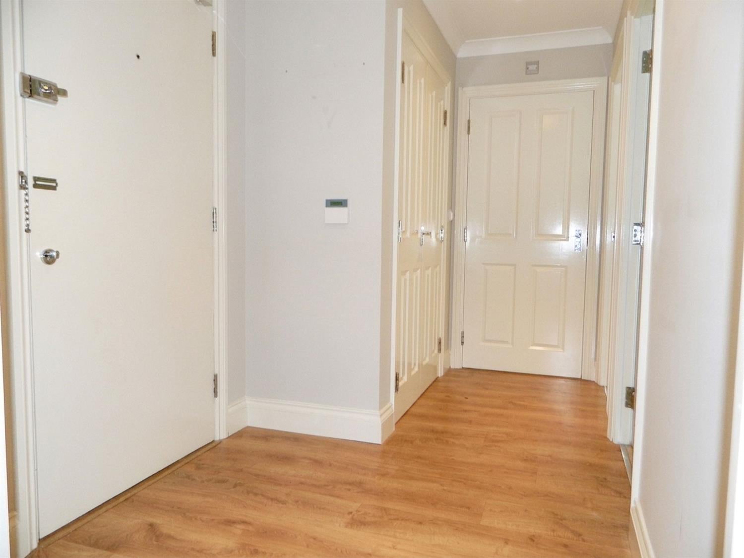 Flat Elm Grove in Horsham