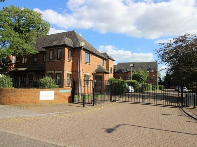 House Northwick Avenue in London