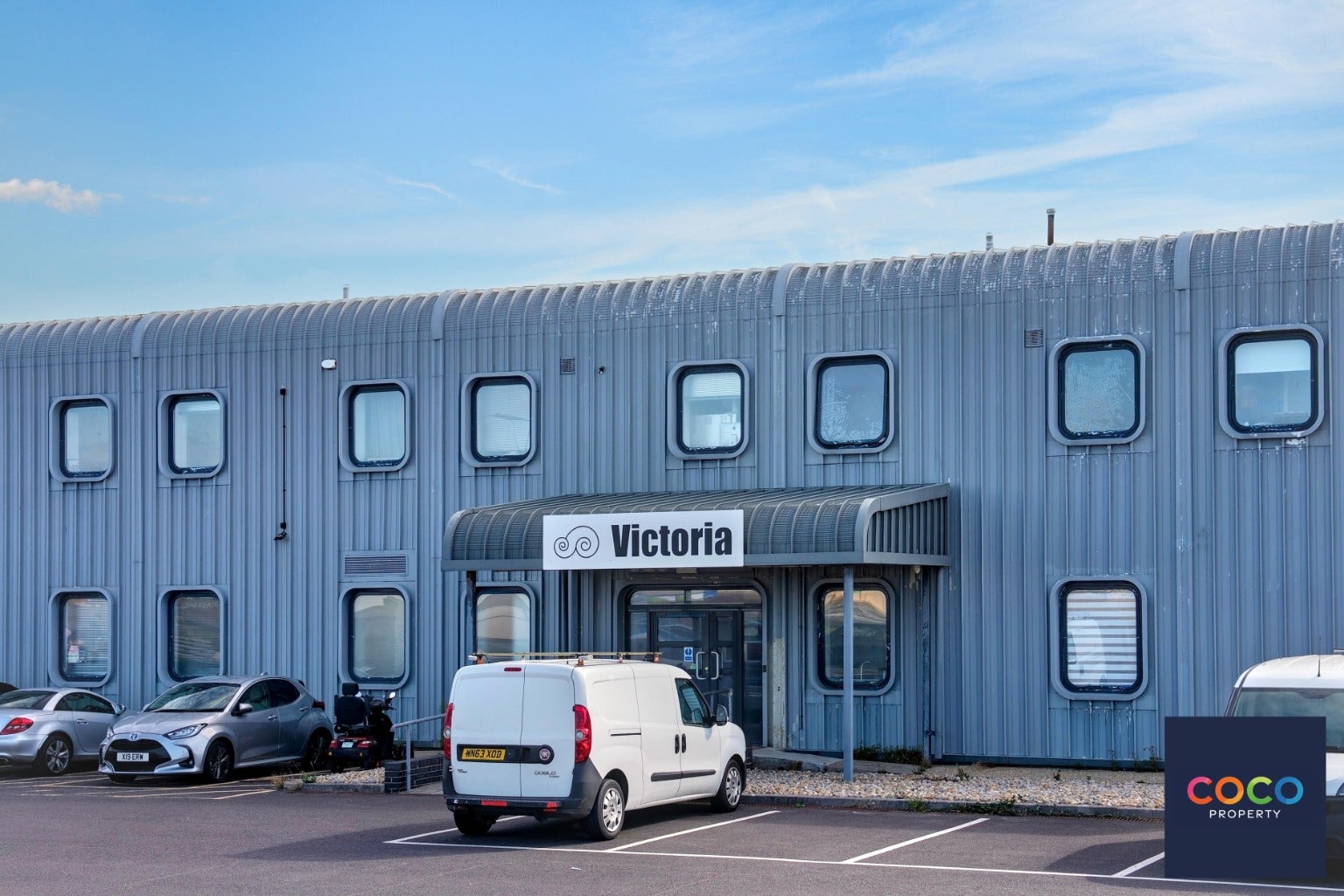 Flat Victoria Square in Chiswell