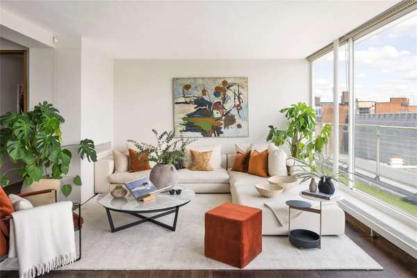 Flat Lancaster Gate in City of Westminster