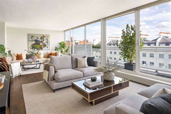Flat Lancaster Gate in City of Westminster