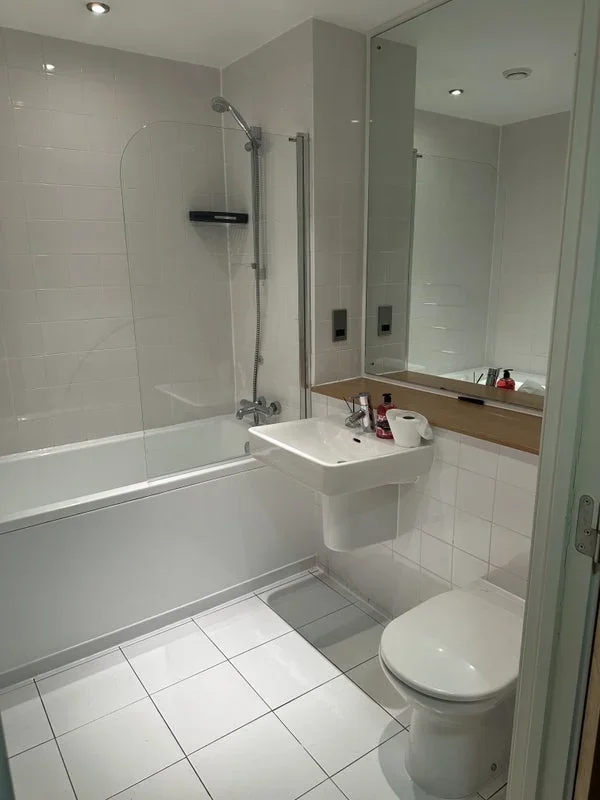Room Bayham Street in Greater London