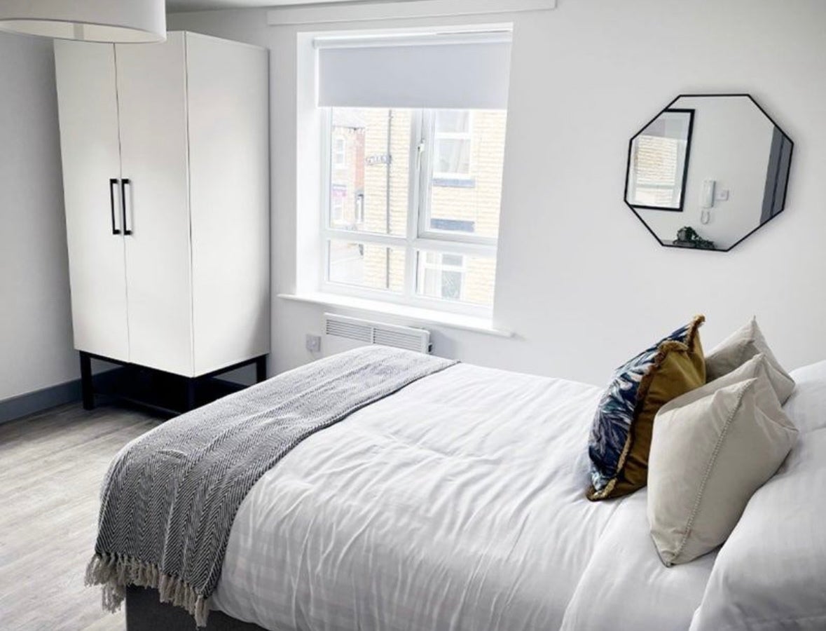 Room Bayham Street in Greater London