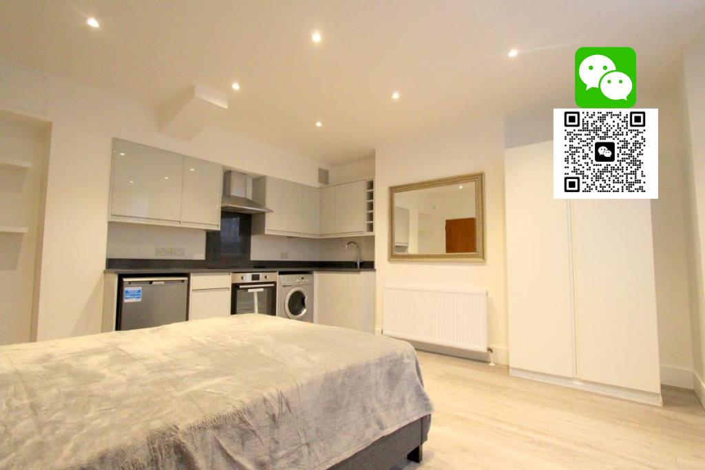Flat Talgarth Road in Greater London