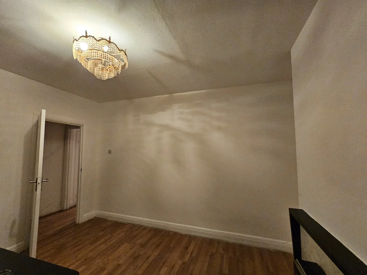 Room Hampden Way in Greater London