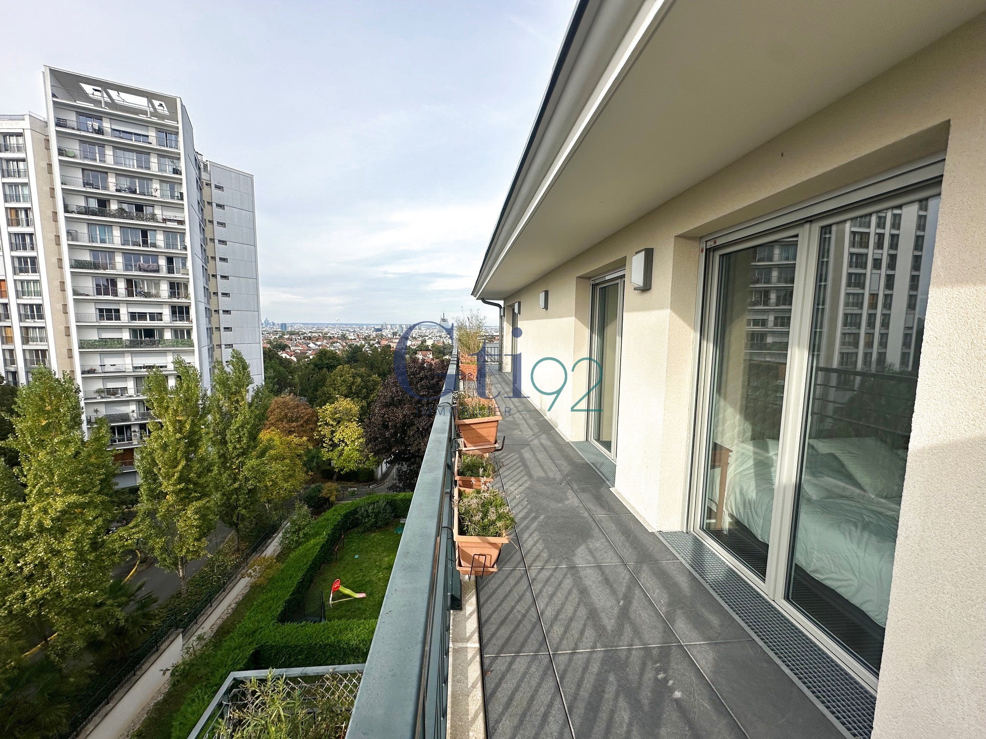 Flat Rue Lasègue in Châtillon