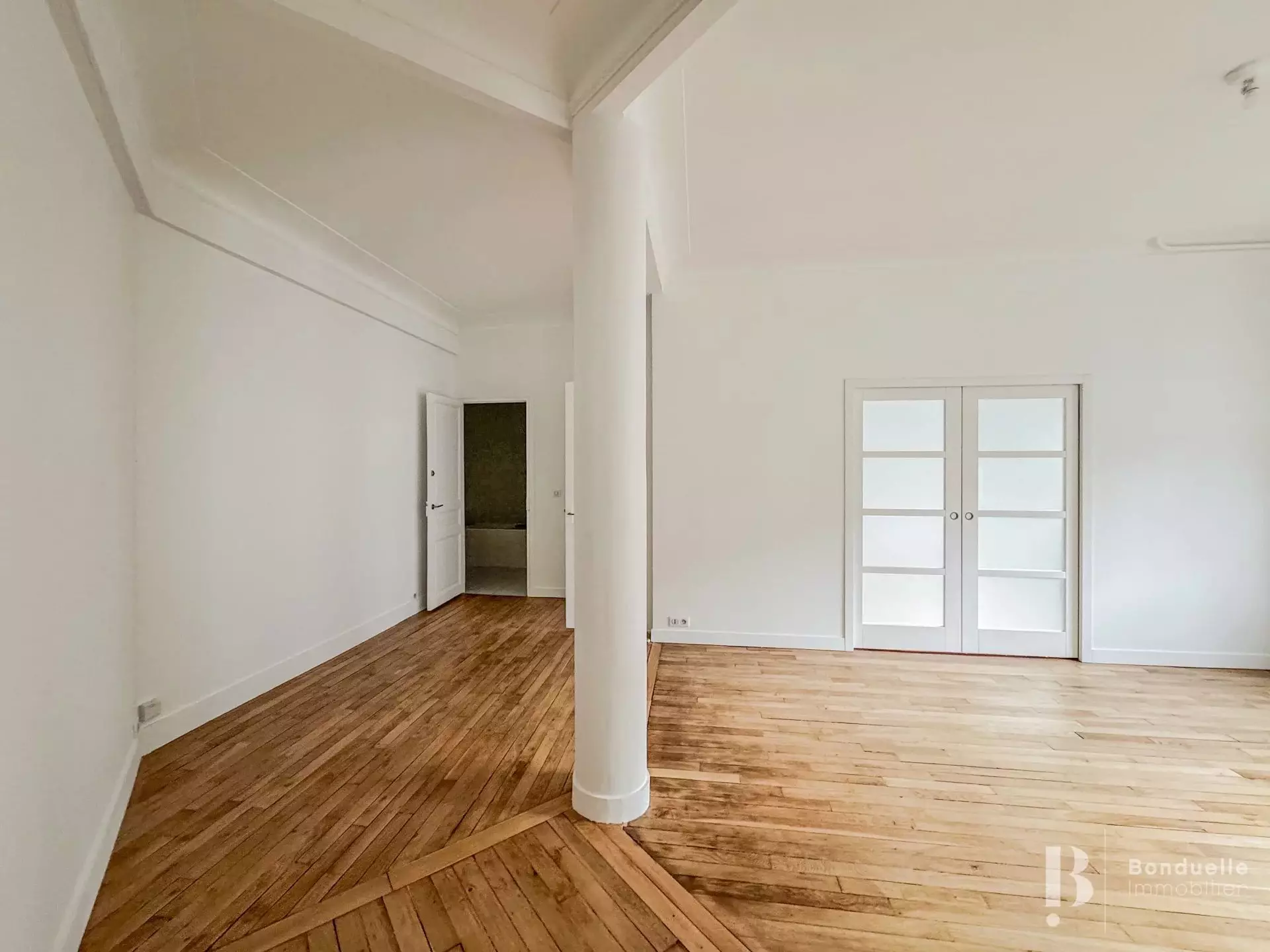 Appartement Rue La Boétie à Paris