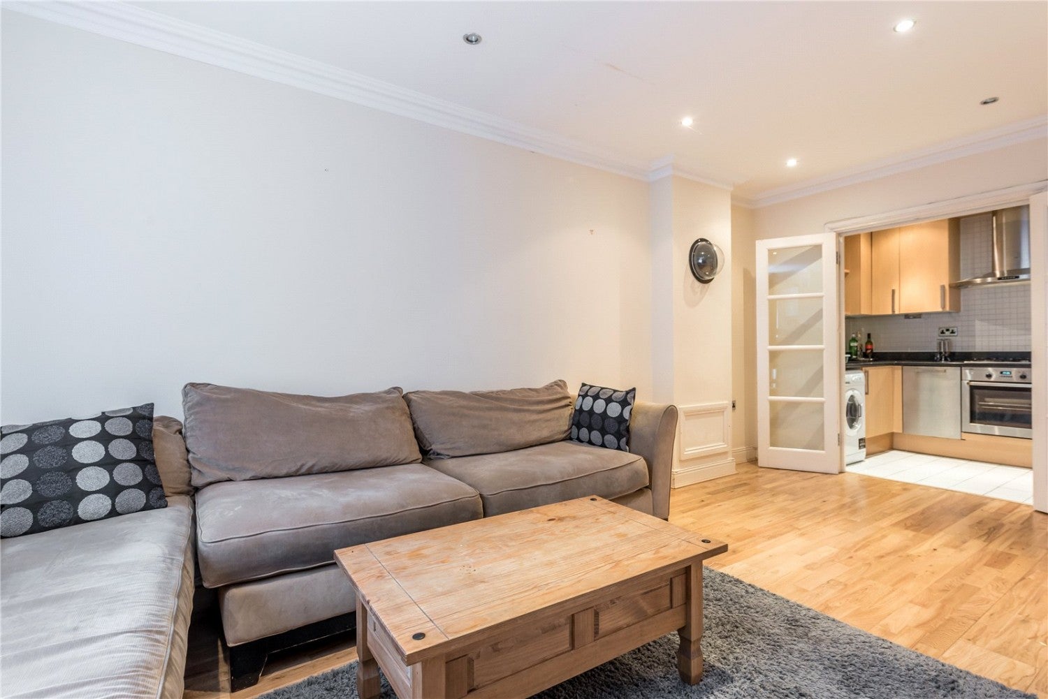 House Cobble Mews in Greater London