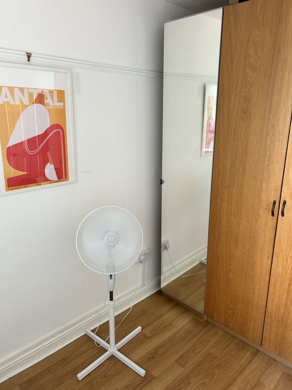 Room Old Bethnal Green Road in Greater London