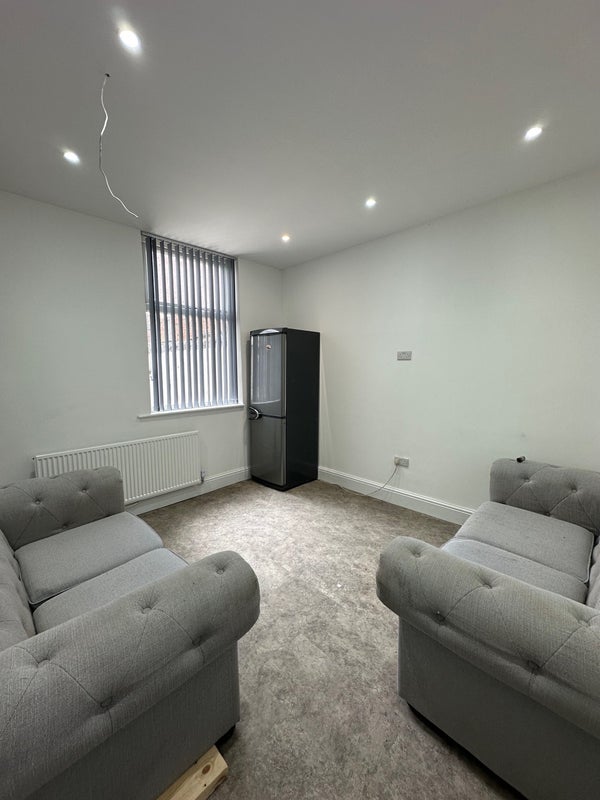 Room Poulton Street in Preston