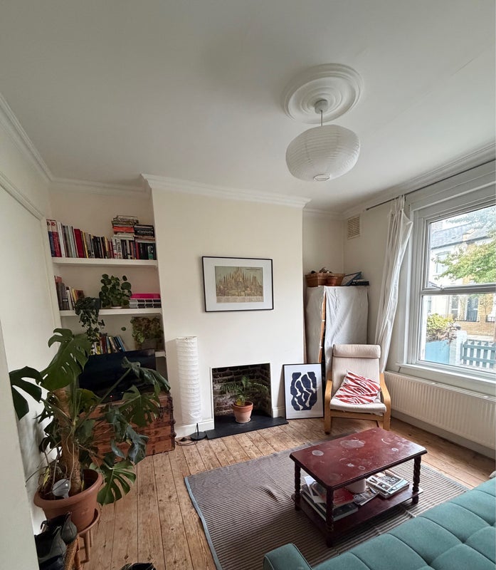 Room Henslowe Road in Greater London